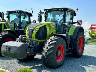 Tractor Claas Axion 870 din 2021 foto 2