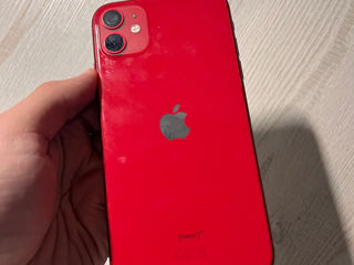 iPhone 11 red 64gb foto 2