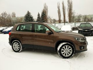 Volkswagen Tiguan foto 2