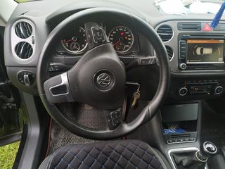 Volkswagen Tiguan foto 4