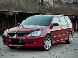 Mitsubishi Lancer foto 3