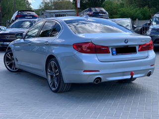 BMW 5 Series foto 3