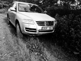 Volkswagen Touareg foto 2