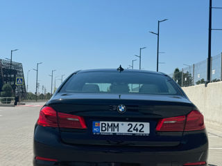 BMW 5 Series foto 3