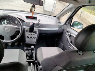 Opel Meriva foto 8