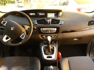 Renault Grand Scenic foto 6