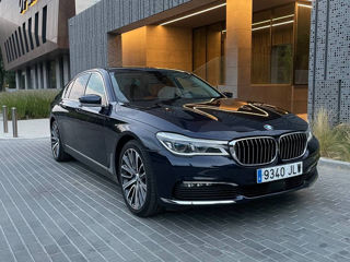 BMW 7 Series foto 4