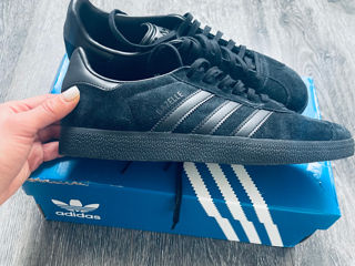 Adidas gazelle original новые разм 41,5 100 евро