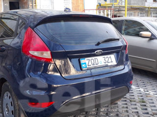 Ford Fiesta foto 3