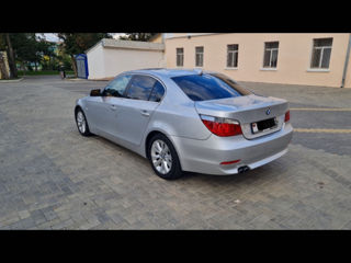 BMW 5 Series foto 4