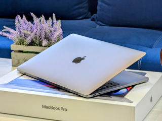 MacBook Pro 13 Retina 2017 (Core i5 7360u/8Gb Ram/128Gb SSD/13.3" Retina IPS) foto 6