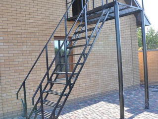 Лестницы металлические. Scara din metall foto 10