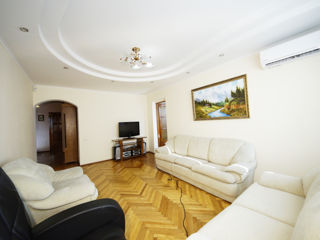 Apartament cu 4 camere, 88 m², Centru, Chișinău
