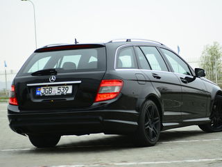 Mercedes C Class foto 7