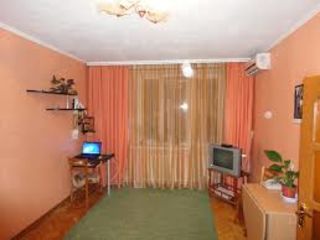 Caut apartament cu o odaie de inchiriat in or.Singerei foto 1