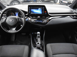 Toyota C-HR foto 7