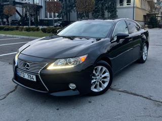 Lexus ES Series