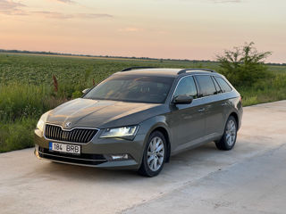 Skoda Superb foto 7