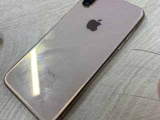 Продам IPhone XS