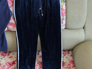 Pantaloni sport S noi 180 Lei. Buiucani
