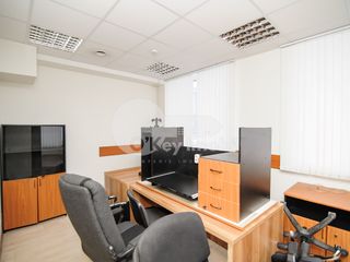 Chirie oficiu, 250 mp, euroreparație, Centru, 2875 € ! foto 4