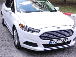 Ford Fusion foto 5