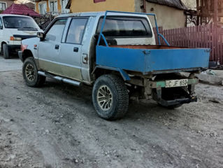 Mitsubishi Pajero foto 4