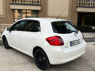 Toyota Auris foto 3