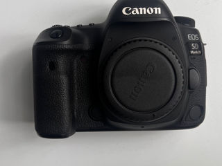 Canon 5d Mark IV