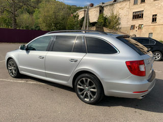 Skoda Superb foto 8