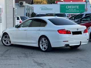 BMW 5 Series foto 4