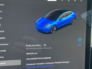 Tesla Model 3 foto 8