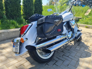 Suzuki VL800 Boulevard foto 4