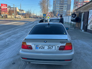 BMW 3 Series Coupe foto 3