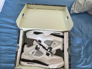 Vând Jordan 4 military black size 46 foto 2