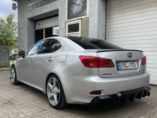 Lexus IS Series foto 2