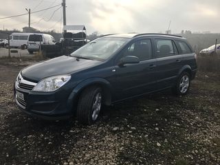 Opel Astra foto 1