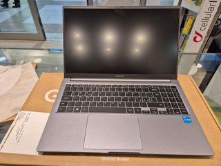 Samsung book4