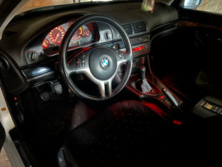 BMW 5 Series foto 13