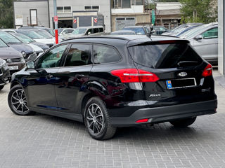 Ford Focus foto 5