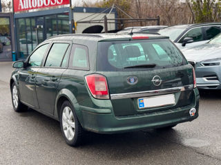 Opel Astra foto 8