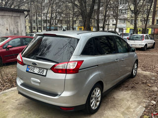 Ford Grand C-MAX foto 9