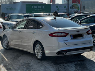 Ford Fusion foto 4