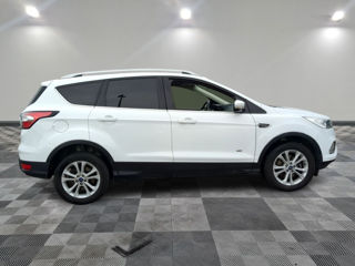 Ford Kuga foto 3