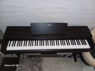 Цифровое пианино Yamaha YDP-143 / Pian digital Yamaha YDP-143