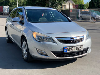 Opel Astra foto 1