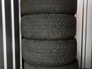 Kumho 245/40 R18 Winter foto 4