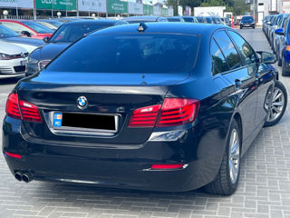 BMW 5 Series foto 3