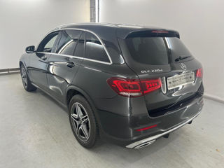 Mercedes GLC foto 5