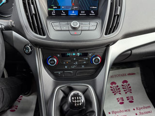 Ford Kuga фото 9